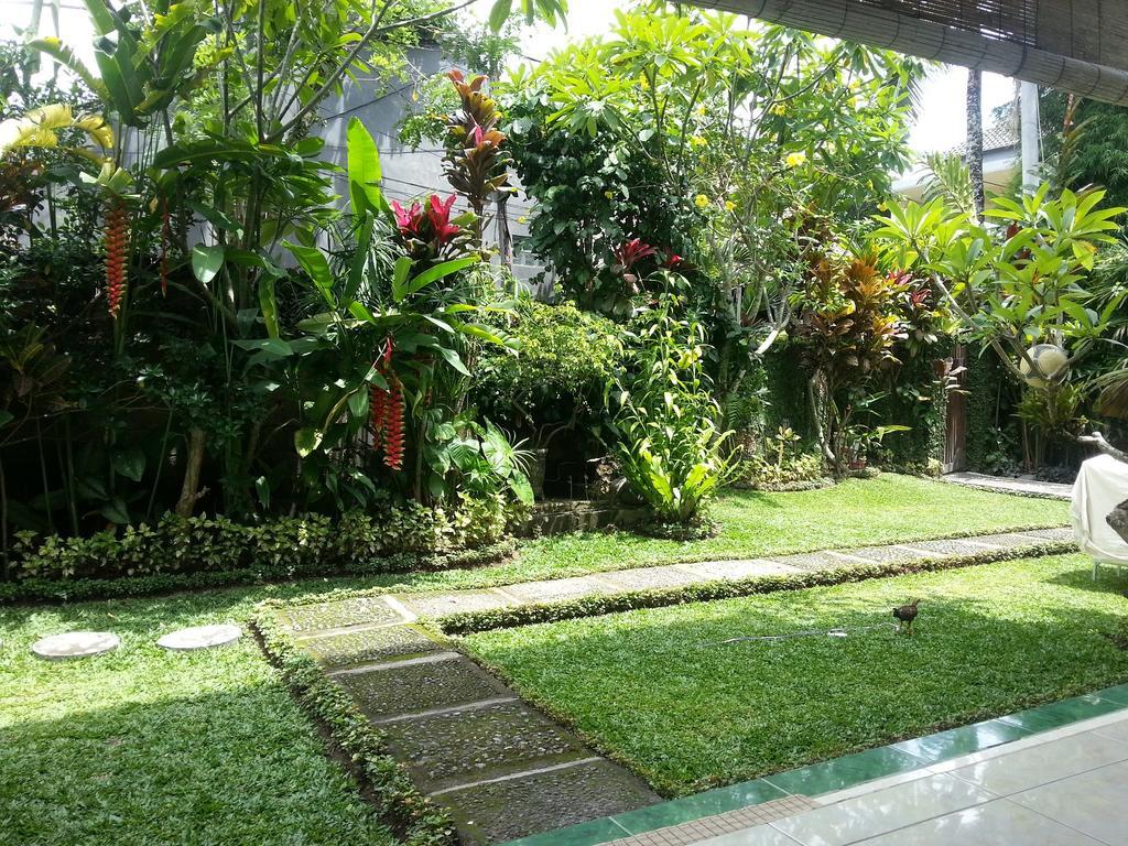 Runa Guesthouse Ubud Buitenkant foto