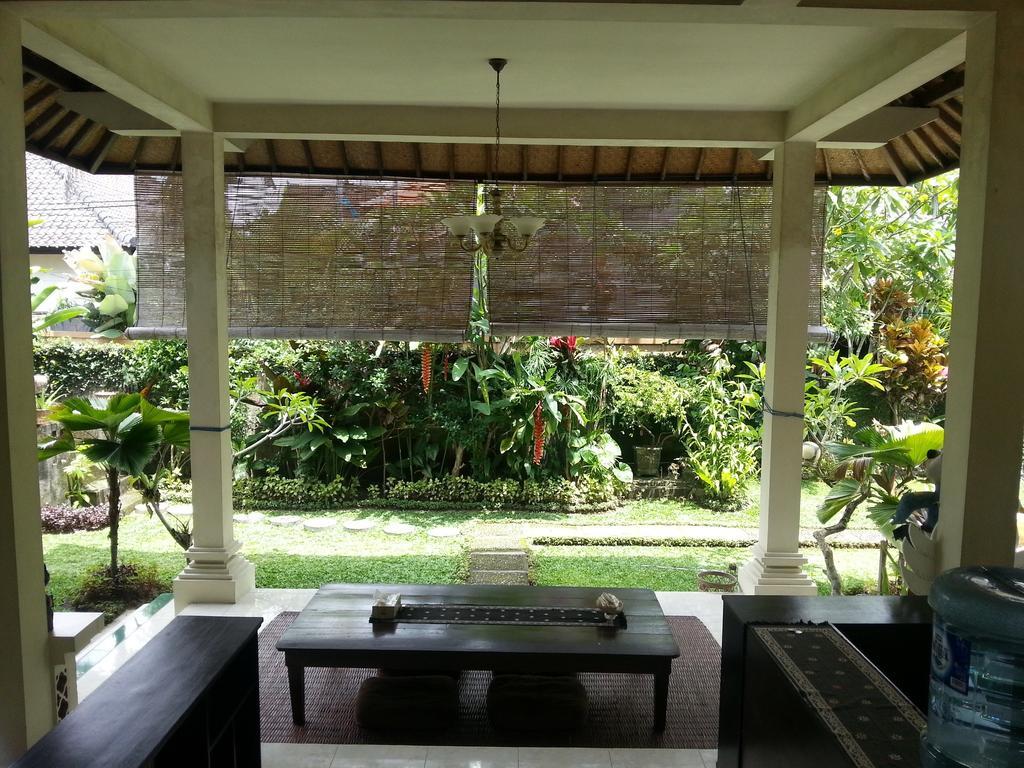 Runa Guesthouse Ubud Buitenkant foto