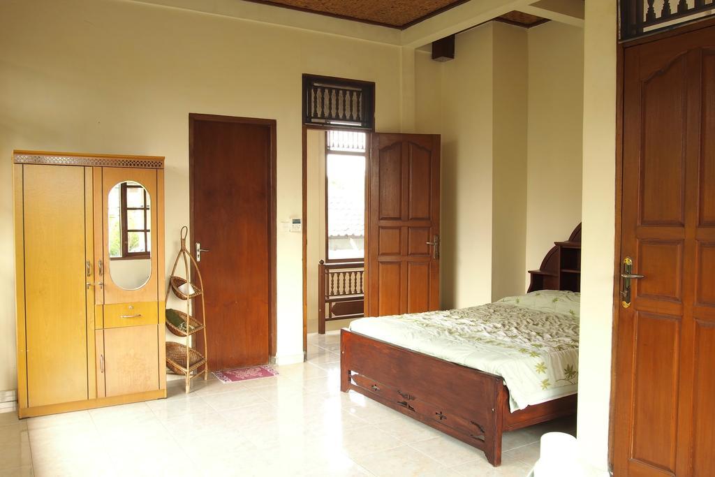 Runa Guesthouse Ubud Kamer foto